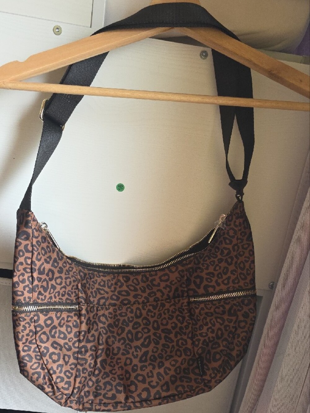 lululemon athletica Leopard Print Slouchy Sling Bag in Brown and Black.NWT - Picture 8 of 16